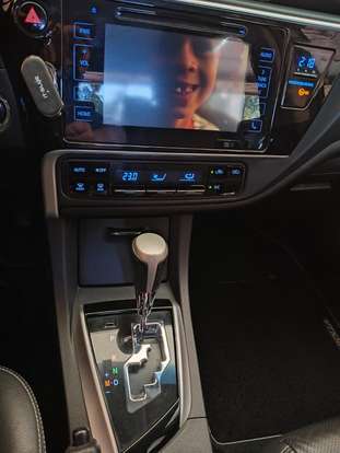 TOYOTA-COROLLA-2018