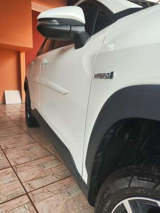 TOYOTA-COROLLA CROSS-2023