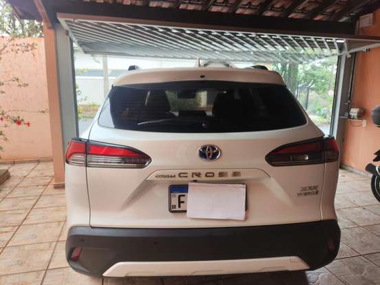 TOYOTA-COROLLA CROSS-2023