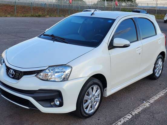 TOYOTA-ETIOS-1.5 XLS 16V FLEX 4P AUTOMÁTICO TOYOTA-ETIOS-2017
