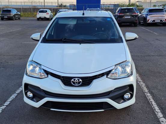 TOYOTA-ETIOS-1.5 XLS 16V FLEX 4P AUTOMÁTICO TOYOTA-ETIOS-2017