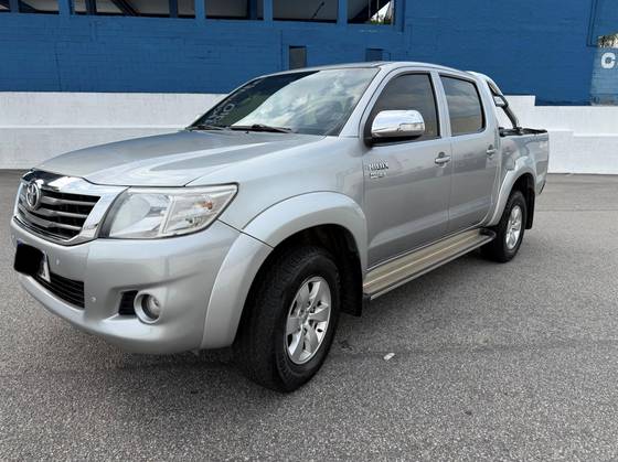 TOYOTA HILUX 2.7 SRV 4X2 CD 16V FLEX 4P AUTOMÁTICO