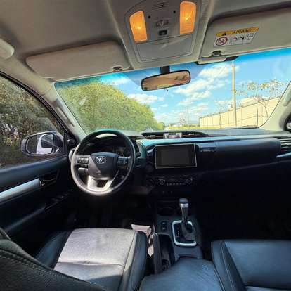 TOYOTA-HILUX-2.7 SRV 4X4 CD 16V FLEX 4P AUTOMÁTICO TOYOTA-HILUX-2016