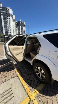 TOYOTA-HILUX SW4-2008