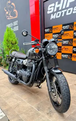 TRIUMPH-BONNEVILLE T120 BLACK 1200-2023