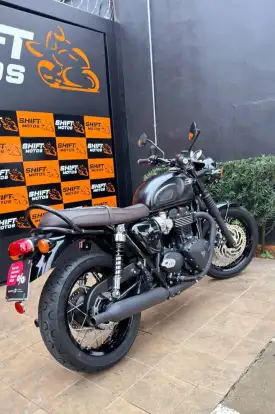 TRIUMPH-BONNEVILLE T120 BLACK 1200-2023