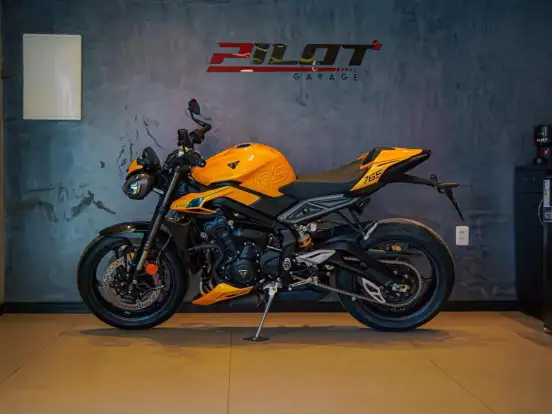 TRIUMPH-STREET TRIPLE RS ABS TRIUMPH-STREET TRIPLE RS ABS-2026