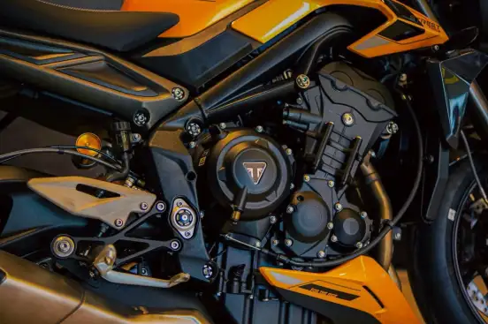 TRIUMPH-STREET TRIPLE RS ABS-2026