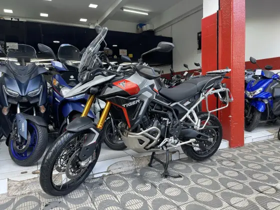 TRIUMPH TIGER 900 RALLY PRO 