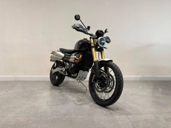 TRIUMPH BONNEVILLE SCRAMBLER 1200 XE 