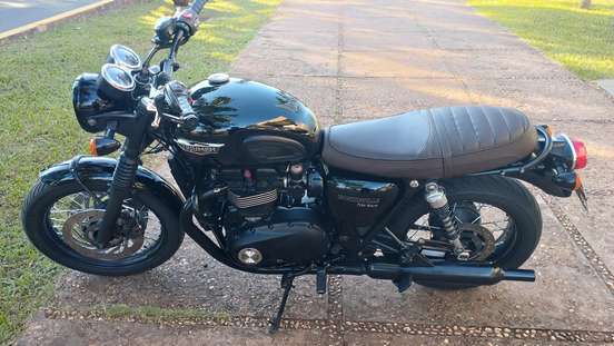 TRIUMPH-BONNEVILLE T120 BLACK 1200-2017