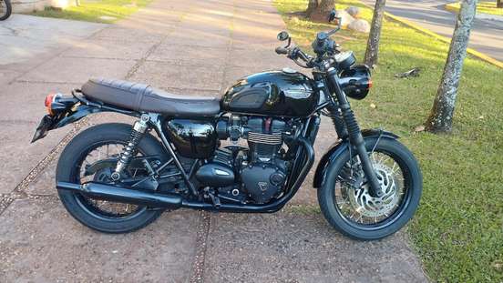 TRIUMPH-BONNEVILLE T120 BLACK 1200-2017