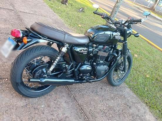 TRIUMPH-BONNEVILLE T120 BLACK 1200 TRIUMPH-BONNEVILLE T120 BLACK 1200-2017