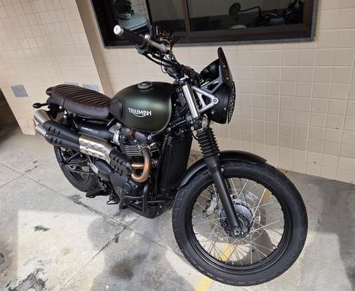 TRIUMPH-SCRAMBLER 900-2023