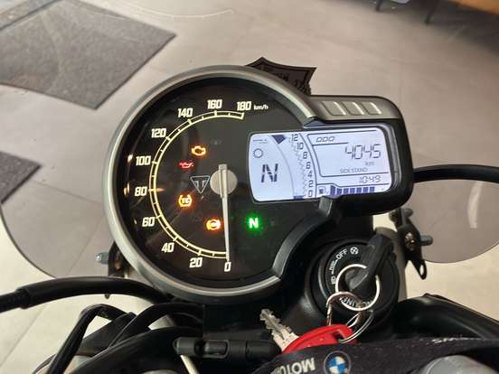 TRIUMPH-SCRAMBLER 400 X-2024