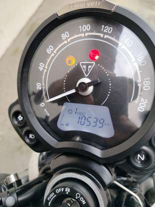 TRIUMPH-SPEED TWIN 900-2023