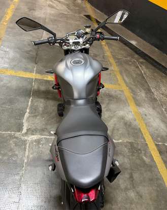TRIUMPH-STREET TRIPLE R ABS-0