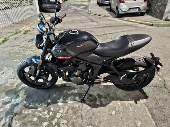 TRIUMPH-TRIDENT 660-2025