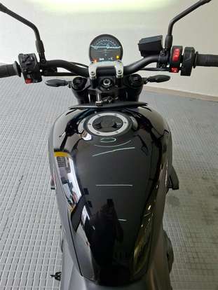 TRIUMPH-TRIDENT 660-2025