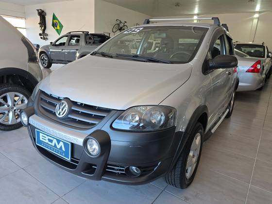 VOLKSWAGEN CROSSFOX 1.6 MI FLEX 8V 4P MANUAL