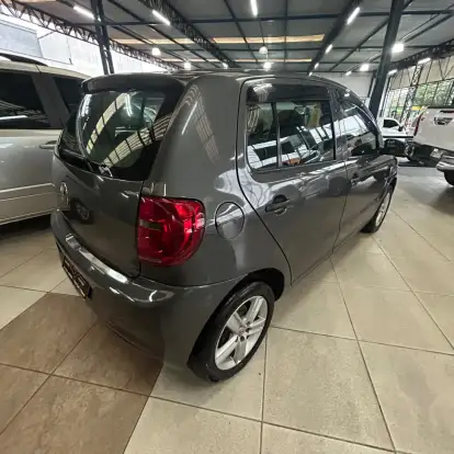 VOLKSWAGEN-FOX-2013