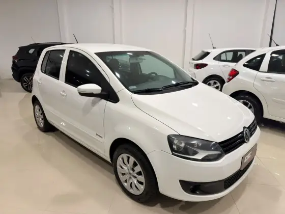VOLKSWAGEN FOX 1.0 MI TREND 8V FLEX 4P MANUAL