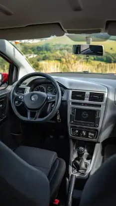 VOLKSWAGEN-FOX-2021