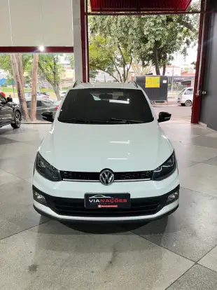 VOLKSWAGEN-FOX-2021