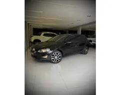 VOLKSWAGEN GOLF 1.4 TSI HIGHLINE 16V GASOLINA 4P AUTOMÁTICO VOLKSWAGEN GOLF 1.4 TSI HIGHLINE 16V GASOLINA 4P AUTOMÁTICO