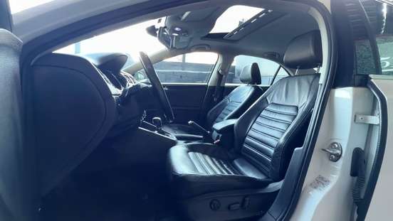 VOLKSWAGEN-JETTA-2015