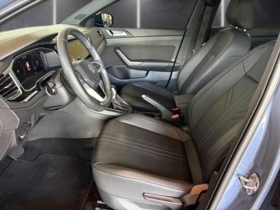 VOLKSWAGEN-NIVUS-1.0 200 TSI TOTAL FLEX HIGHLINE AUTOMÁTICO VOLKSWAGEN-NIVUS-2025