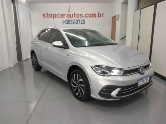 VOLKSWAGEN-POLO-1.0 170 TSI HIGHLINE AUTOMÁTICO VOLKSWAGEN-POLO-2024