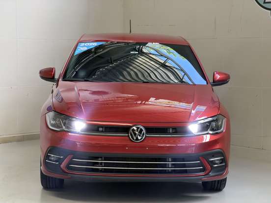 VOLKSWAGEN-POLO-2025