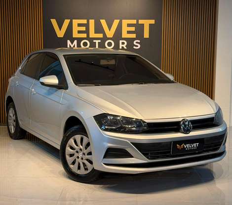 VOLKSWAGEN-POLO-2019