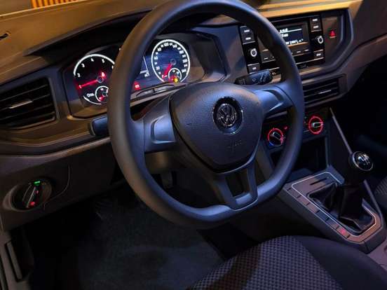 VOLKSWAGEN-POLO-1.0 MPI TOTAL FLEX MANUAL VOLKSWAGEN-POLO-2019