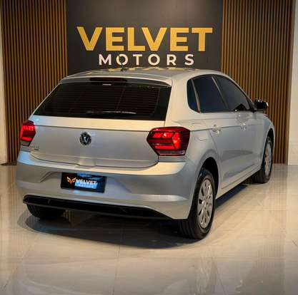 VOLKSWAGEN-POLO-2019