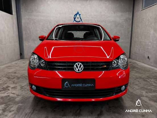 VOLKSWAGEN-POLO-2011