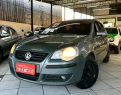 VOLKSWAGEN POLO SEDAN 1.6 MI 8V FLEX 4P AUTOMATIZADO VOLKSWAGEN POLO SEDAN 1.6 MI 8V FLEX 4P AUTOMATIZADO