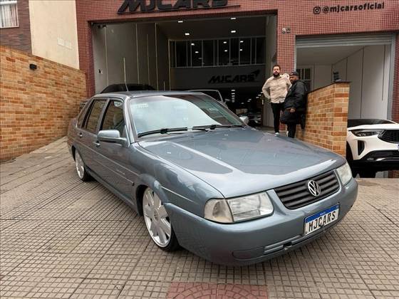 VOLKSWAGEN SANTANA 2.0 MI 8V GASOLINA 4P MANUAL