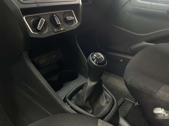 VOLKSWAGEN-SAVEIRO-1.6 MSI ROBUST CS 16V FLEX 2P MANUAL VOLKSWAGEN-SAVEIRO-2025