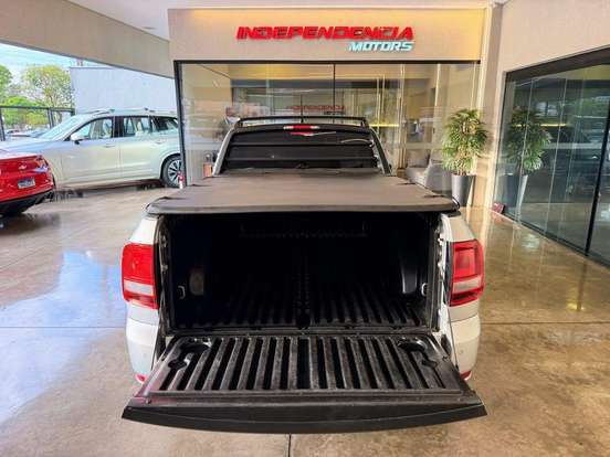 VOLKSWAGEN-SAVEIRO-2022