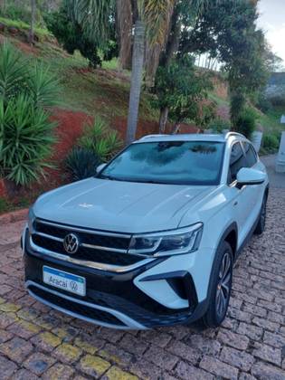 VOLKSWAGEN TAOS 1.4 250 TSI TOTAL FLEX HIGHLINE AUTOMÁTICO