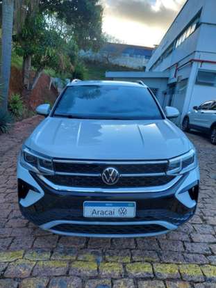 VOLKSWAGEN-TAOS-2021
