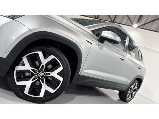 VOLKSWAGEN-TAOS-1.4 250 TSI TOTAL FLEX HIGHLINE AUTOMÁTICO VOLKSWAGEN-TAOS-2024