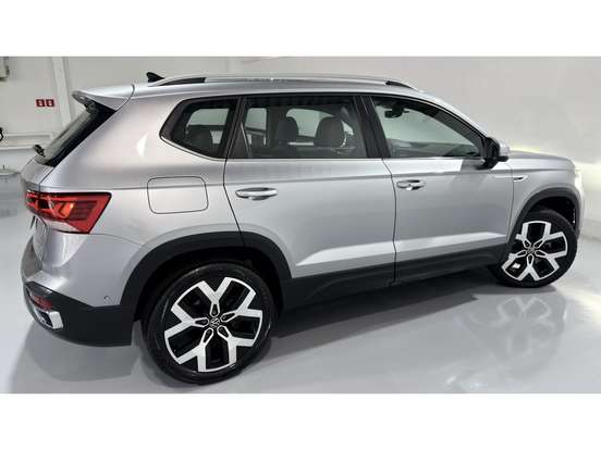 VOLKSWAGEN-TAOS-1.4 250 TSI TOTAL FLEX HIGHLINE AUTOMÁTICO VOLKSWAGEN-TAOS-2024