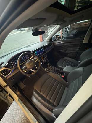 VOLKSWAGEN-TAOS-2026