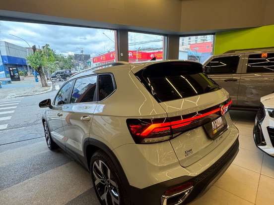 VOLKSWAGEN-TAOS-1.4 250 TSI TOTAL FLEX HIGHLINE AUTOMÁTICO VOLKSWAGEN-TAOS-2026