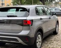 VOLKSWAGEN T-CROSS 1.0 200 TSI TOTAL FLEX SENSE AUTOMÁTICO VOLKSWAGEN T-CROSS 1.0 200 TSI TOTAL FLEX SENSE AUTOMÁTICO