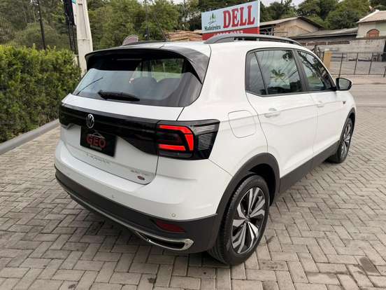 VOLKSWAGEN-T-CROSS-1.0 200 TSI TOTAL FLEX AUTOMÁTICO VOLKSWAGEN-T-CROSS-2022
