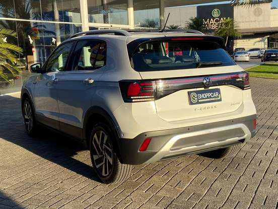VOLKSWAGEN-T-CROSS-1.4 250 TSI TOTAL FLEX HIGHLINE AUTOMÁTICO VOLKSWAGEN-T-CROSS-2024